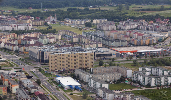 Lot nad Płockiem
[i]Podolszyce: Galeria Wisła, Market Obi, Zółty Blok [/i]
