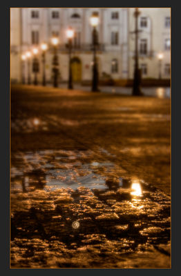 Przed Magistratem
[i]Po deszczu...[/i]
