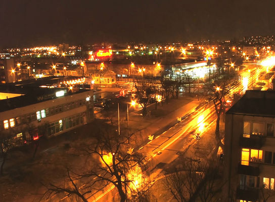 Tysiaclecia - widok na Champion nocą
