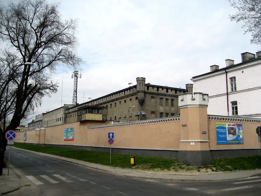 WIĘZIENIE
