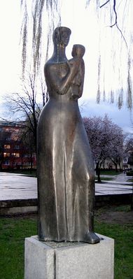 Pomnik "Macierzyństwo"
os. Tysiąclecia
