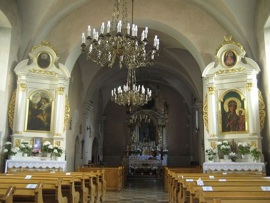 Wnętrze kościoła oo. Franciszkanów pw. Matki Bożej Anielskiej w Wyszogrodzie
