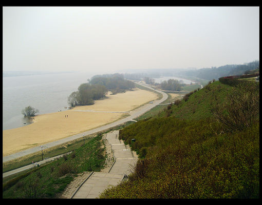 ...mgliście nad Wisłą
Słowa kluczowe: Wisła
