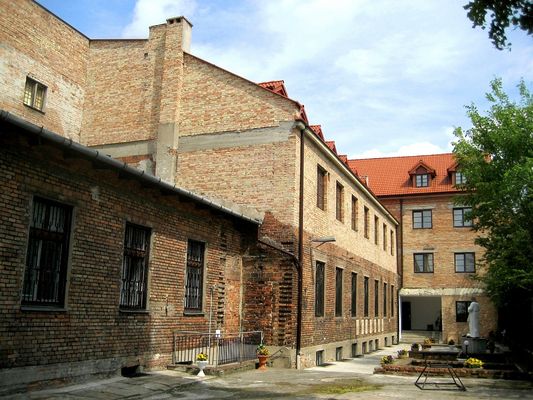 Sanktuarium Bożego Miłosierdzia - widok od strony południowo-wschodniej
Pl. Stary Rynek 14/18
