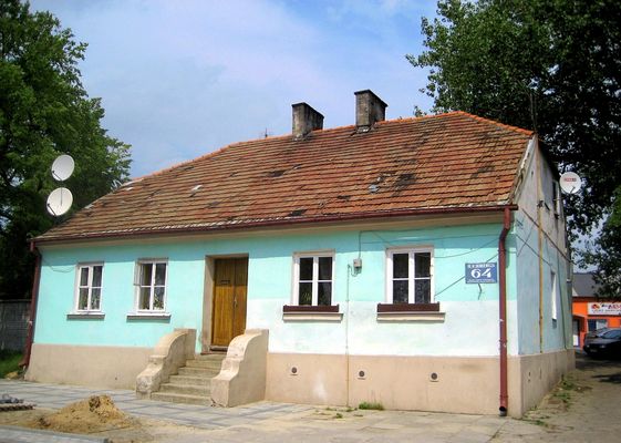 Dom przy ul. Hynryka Sienkiewicza 64
