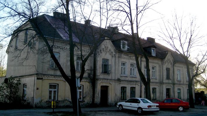 ul. Kazimierza Wielkiego 35
