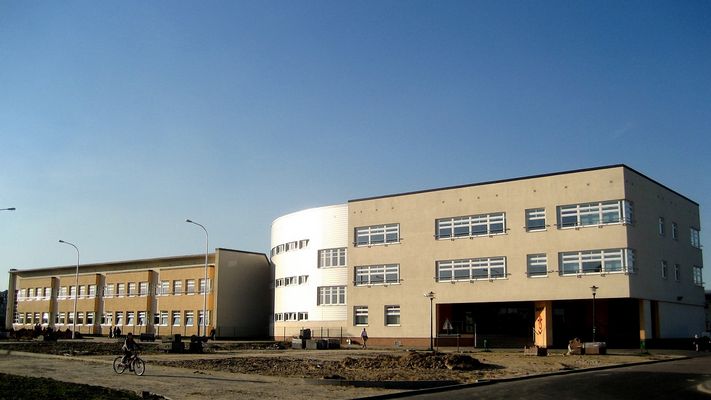 Gimnazjum nr 8 na Podolszycach Północnych
