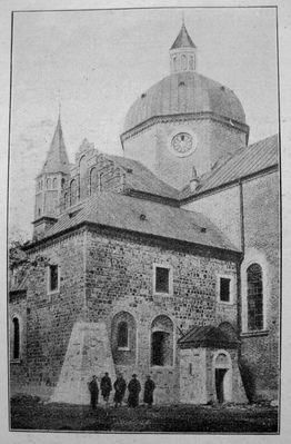 Widok na kopułę i kapitularz katedry - 1903r.
"Płock - Monografia Historyczna"
