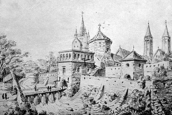 Widok bramy wjazdowej do zamku płockiego w XVI wieku odtworzony przez arch. Szyllera - "Płock - Monografia Historyczna"
Wjazd znajdował się od strony Wisły, gdzie obecnie jest wieża szlachecka.

