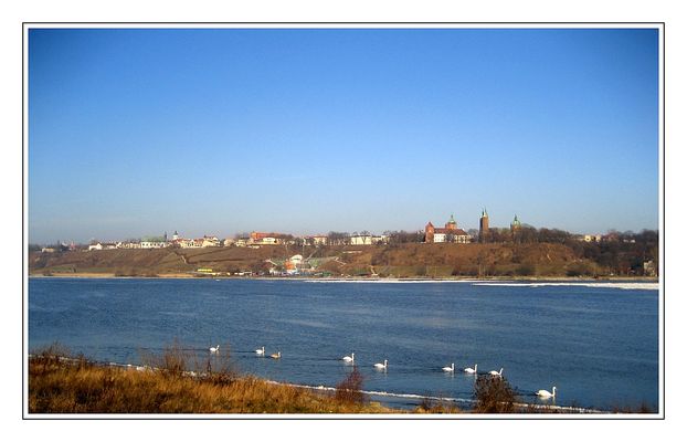 Nad Wisłą
Słowa kluczowe: Wisła