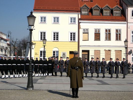 Parada wojskowa z okazji wizyty prezydentów Polski i Ukrainy w Płocku dnia 07.03.2007r
