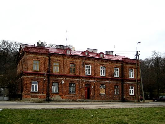 Dom nad Wisłą przy ul. Rybaki 4
