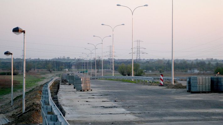 Drogi dojazdowe do mostu od strony Radziwia
