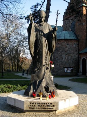 POMNIK - JAN PAWEŁ II
