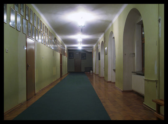 Korytarz w zabytkowej części "Małachowianki"
L.O. im. Stanisława Małachowskiego
Słowa kluczowe: Małachowianka