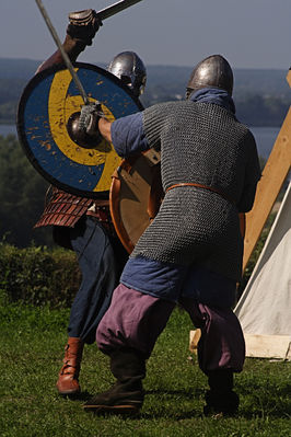 I piknik archeologiczno-etnograficzy
Tak walczyli zawodowcy
Słowa kluczowe: piknik archeologiczno-etnograficzy