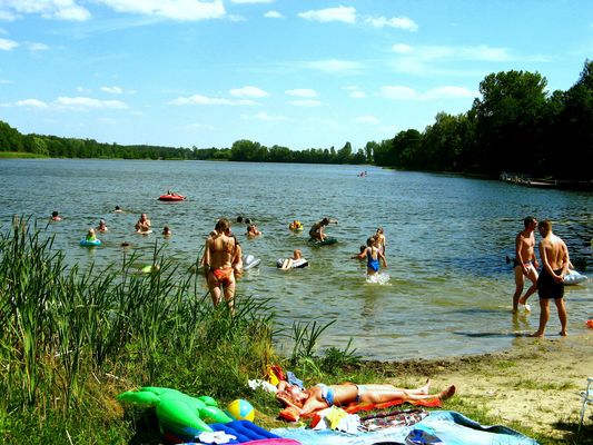 Upał - Jezioro Ciechomickie
Słowa kluczowe: jezioro