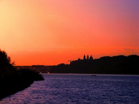 Zmierzch
Widok od nowego mostu
Słowa kluczowe: Wiłsa