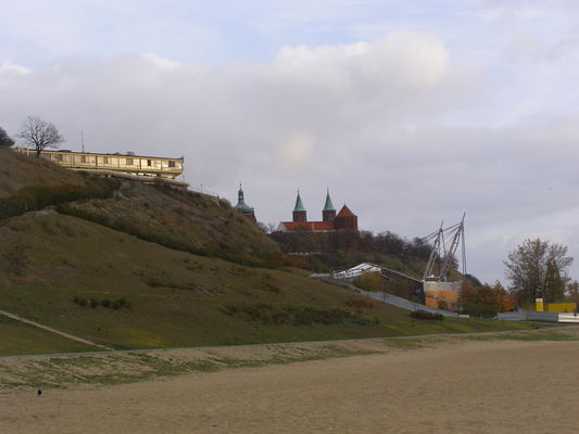 Skarpa - Starzyński, Katedra i Amfiteatr
Słowa kluczowe: amfiteatr katedra hotel starzyński skarpa wzgórze Tumskie