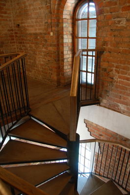 Wnętrze wieży
Liceum im. Marszałka Stanisława Małachowskiego
Słowa kluczowe: Małachowianka Małachowskiego wieża schody