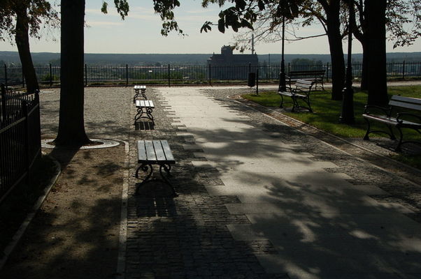 Zaproszenie do spaceru
Tumy po remoncie
Słowa kluczowe: Tumy