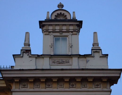 "Wieżyczka" z Pałacu Slubów
ul. Kolegialna
