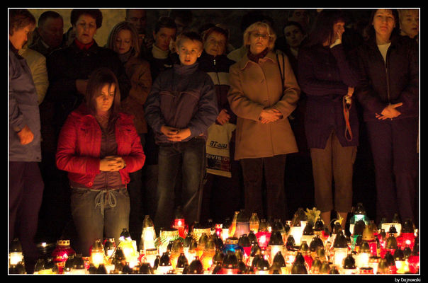 Druga rocznica śmierci Jana Pawła II
Słowa kluczowe: Jan Paweł II JPII rocznica pomnik papież