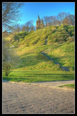 Tumy
HDR
Słowa kluczowe: Tumy