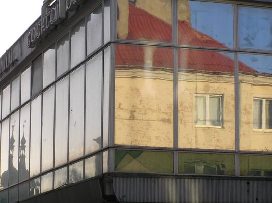 Hortex
Płocka wersja szklanych domów ;)
Słowa kluczowe: hortex