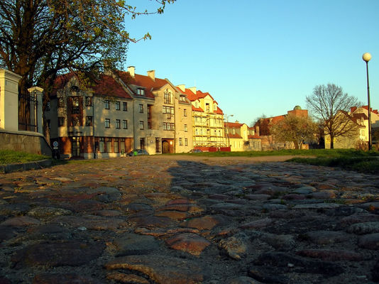 "kocie łby" przy Farze
