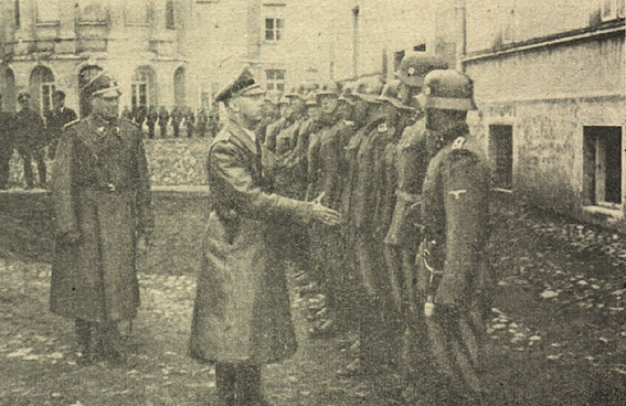 Dziedziniec Seminarium Duchownego - 1940
'Płock w starej fotografii' - [url=http://www.galeria.e-plock.pl/]http://www.galeria.e-plock.pl/[/url]
