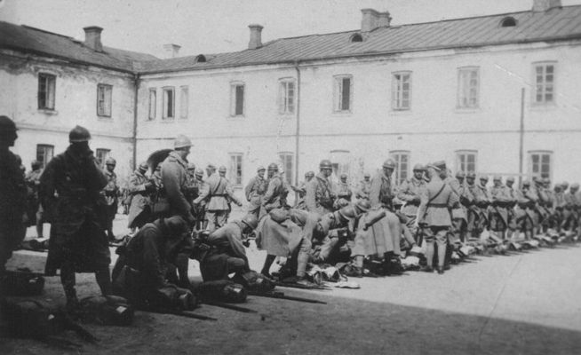 ***
brak informacji

'Płock w starej fotografii' - [url=http://www.galeria.e-plock.pl/]http://www.galeria.e-plock.pl/[/url]
