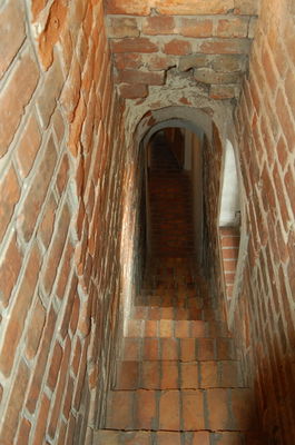 schody w wieży liceum im. St.Małachowskiego
