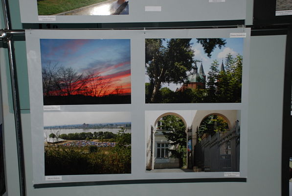 "Płock oczami seniora"
W ratuszu do 15.01.09  trwa wystawa  fotograficzna podopiecznych p. Krasa z Uniwersytetu Trzeciego Wieku
Słowa kluczowe: wystawa fotografia