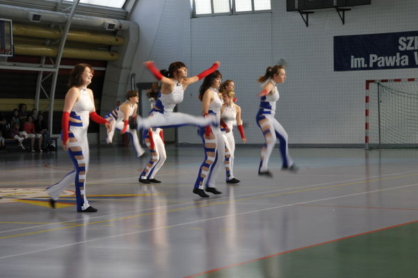 Gala tańca Zespołu Tanecznego 'Impresja"
Pokaz miał miejsce 21.06.2010 w Centrum Sportowo-rekreacyjnym  w Wyższej Szkole im. P. Włodkowica
Słowa kluczowe: pokaz cheerleaderki Impresja