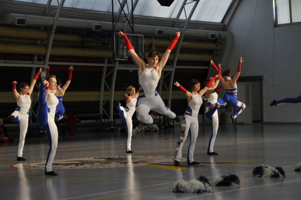 Gala tańca Zespołu Tanecznego 'Impresja" 
Pokaz miał miejsce w Centrum sportowo -rekreacyjnym  Szkoły Wyższej im. P.Włodkowica 21.06.2010
Słowa kluczowe: cheerleaderki pokaz