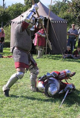 Piknik Archeologiczno Etnograficzny 2010
Walka
Słowa kluczowe: piknik muzeum spichlerz rycerze 