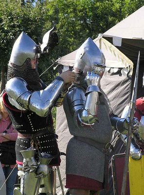 Piknik Archeologiczno Etnograficzny 2010
Słowa kluczowe: piknik muzeum spichlerz rycerze 