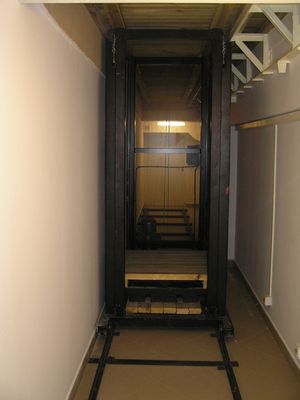 Teatr Dramatyczny w Płocku
Nocne zwiedzanie - teatr od kulis
Zapadnia pod sceną
Słowa kluczowe: teatr kulisy zapadnia