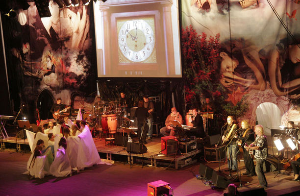 Kolory Nadziei
Amfiteatr
