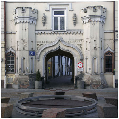 dwie wieże
wcześniej Hotel Angielski
