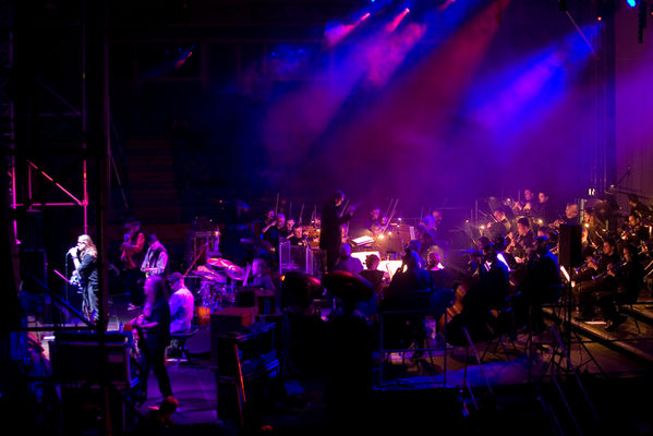 Dżem i płocka orkiestra symfoniczna
