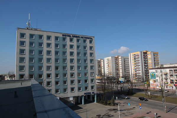 na dachu teatru cz.2
