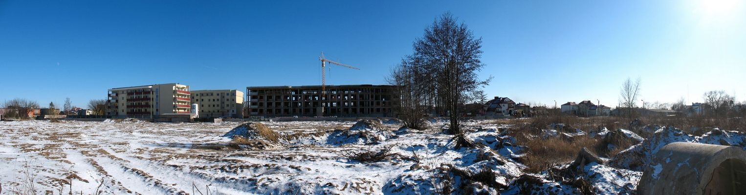 Bloki...
Panorama - nowa inwestycja PIK-u - osiedle mieszkaniowe z garażami
Słowa kluczowe: panorama, strzelecka, PIK, bloki, osiedle, śnieg