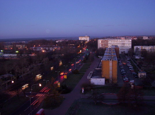 Tysiąclecia 5:00 rano
Słowa kluczowe: tysiaclecia bloki osiedle