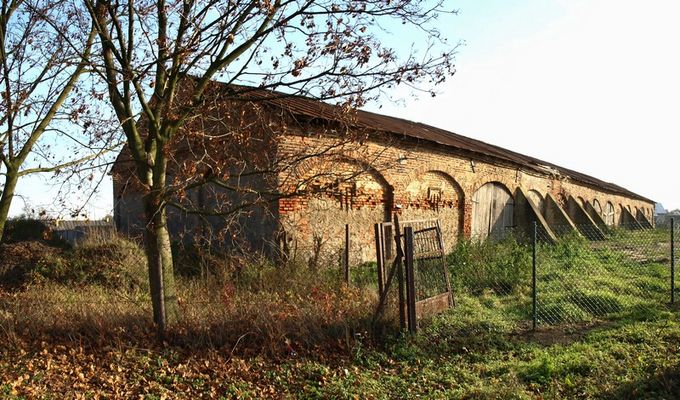 Zabytkowa stodoła w Brudzeniu Dużym
