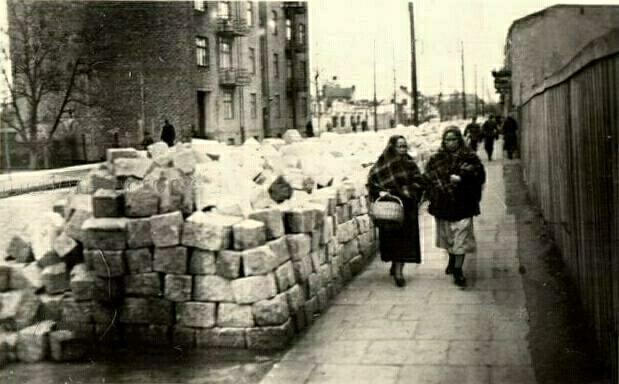 9.05.1941r. Płock ?
zdjęcie niem. oficera 
Słowa kluczowe: 1941r. Płock