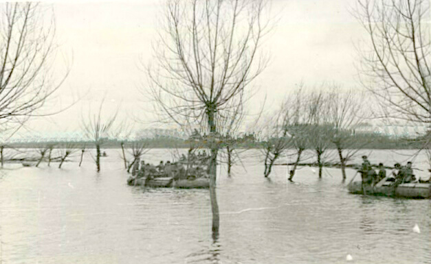żołnierze niemieccy na ćwiczeniach
rozlewisko wiślane Borowiczki 1941r.
Słowa kluczowe: Borowiczki 1941r.