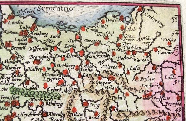 Płock na mapie Petrusa Bertiusa pt. "Germania"
wyd. Amsterdam 1602-1603
(całość mapy obejmuje Europę od Paryża do Lublina)
Słowa kluczowe: Płock mapa Petrus Bertius 1602