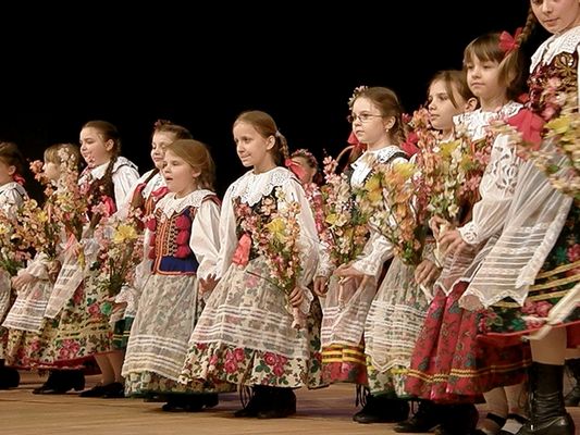 najmłodsze "Dzieci Płocka"
w płockim teatrze, 19.04.2008r.
